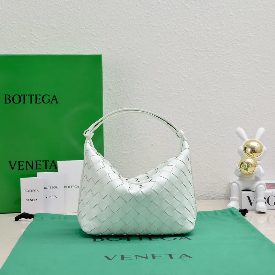 Bottega Veneta Shoulder Lunch Bag