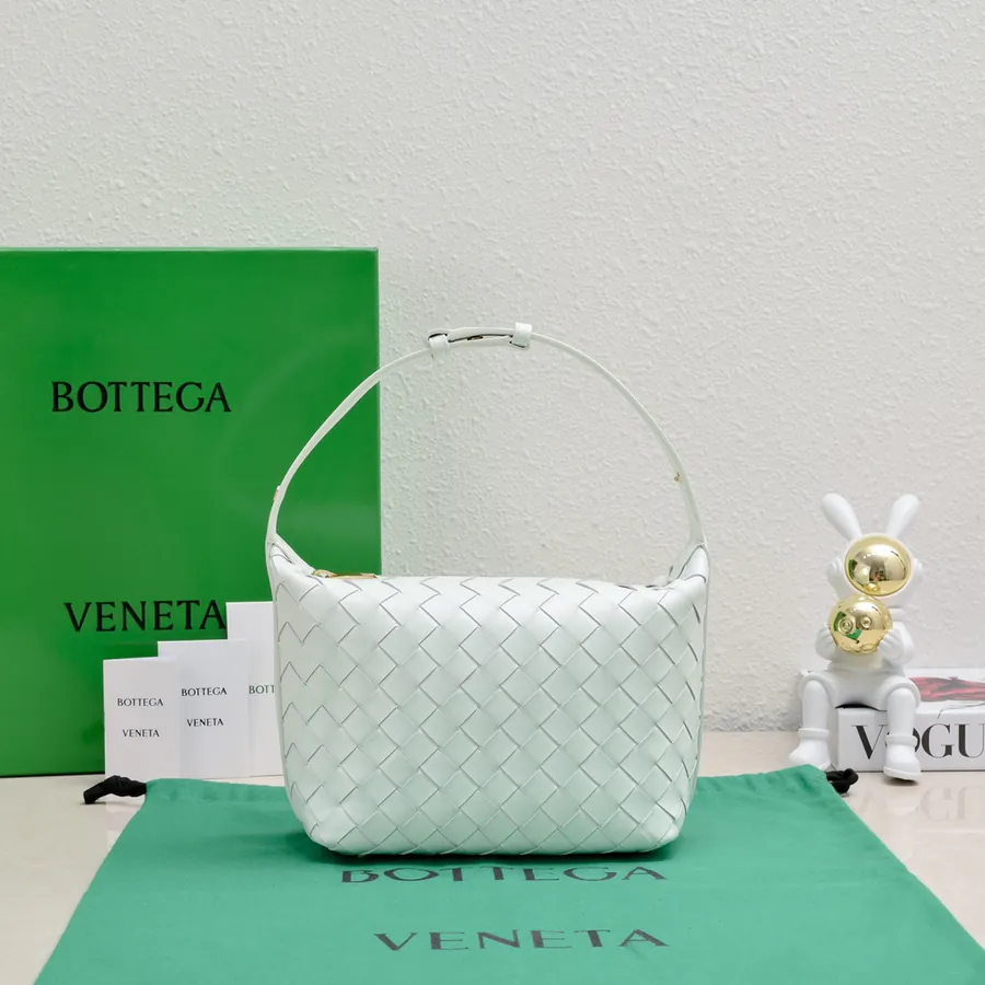 Bottega Veneta Shoulder Lunch Bag