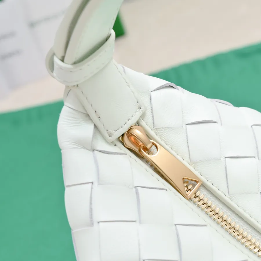 Bottega Veneta Shoulder Lunch Bag