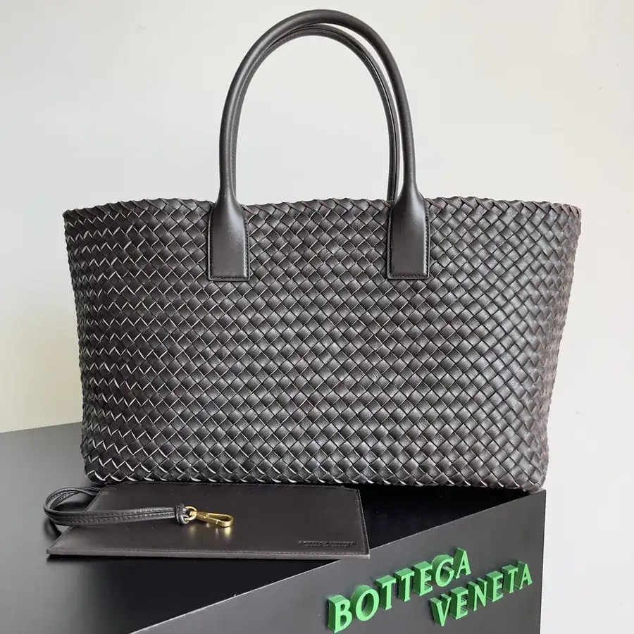 Bottega Veneta Cabat Large