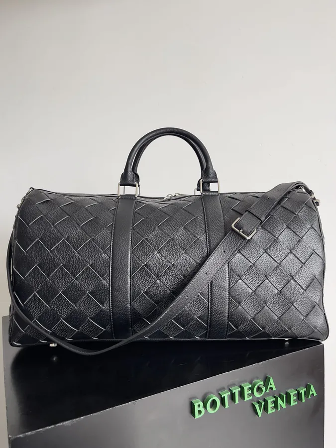 BV Travel Bag Stylish and Versatile