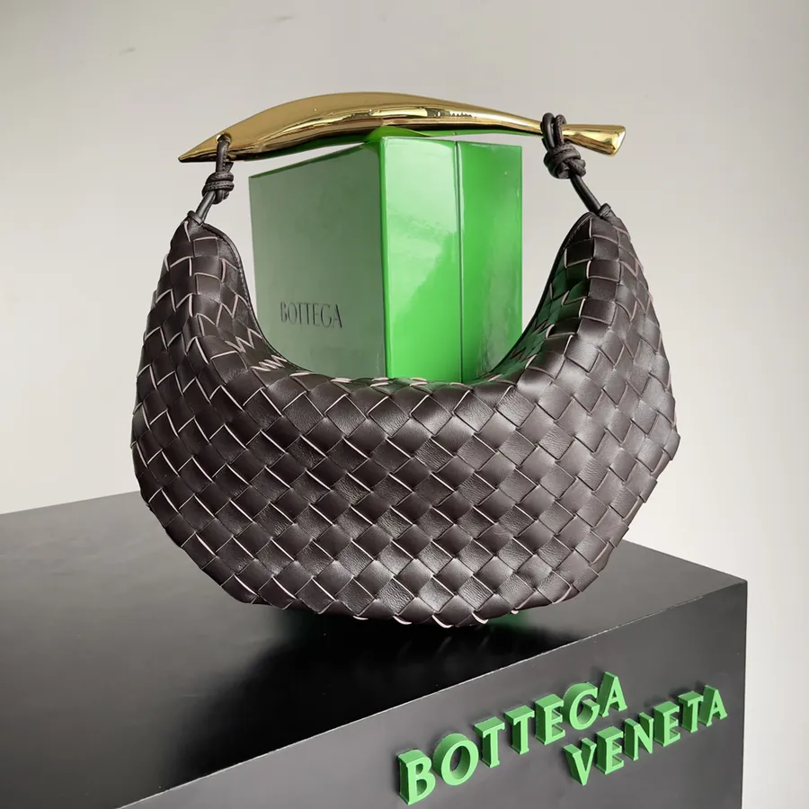 Muse Bronze Handle Sardine Bag Modern Sculptural Design