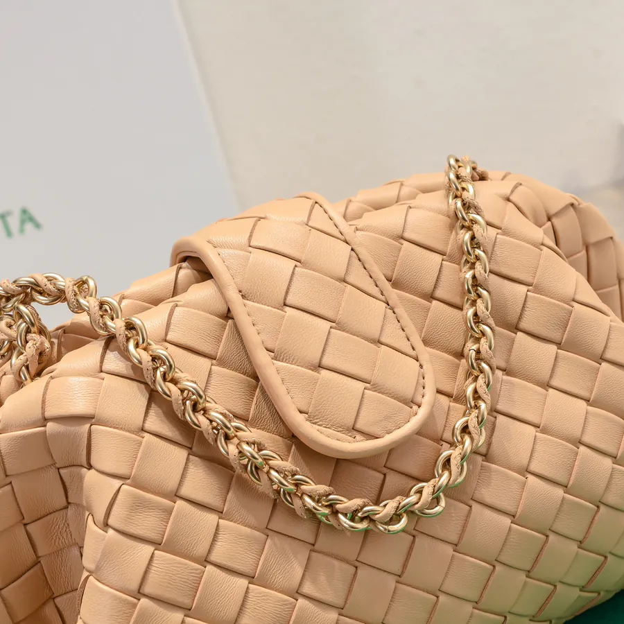 Bottega Venetia Lauren 1980 Bucket Bag