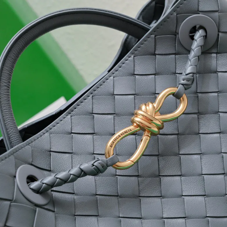 B Intrecciato编织小号手提包,滑动斜挎背带