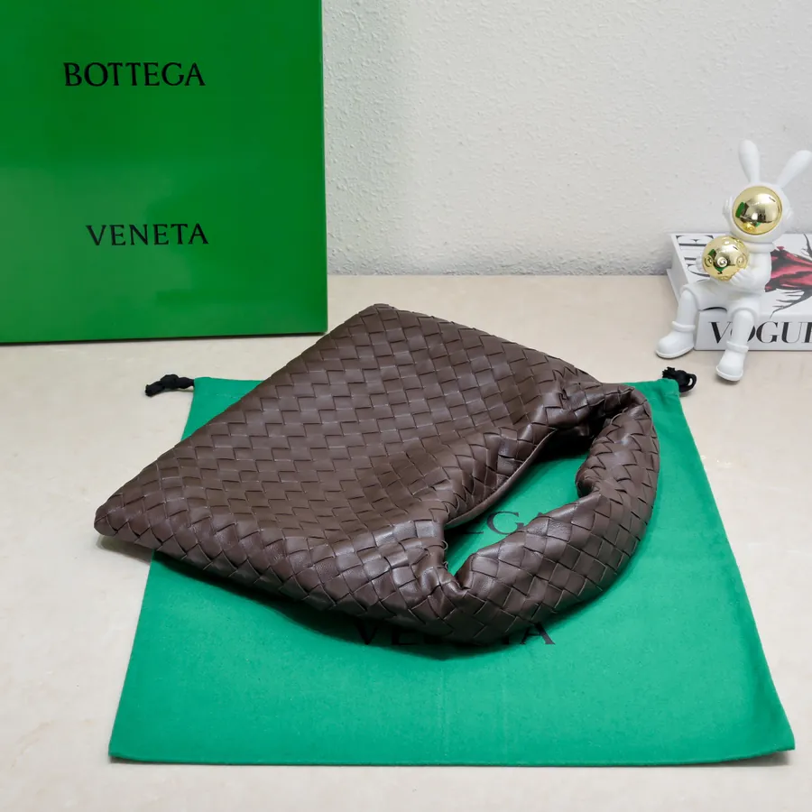 Bv New Mini HOP Bag with Grained Calfskin Body and Handle