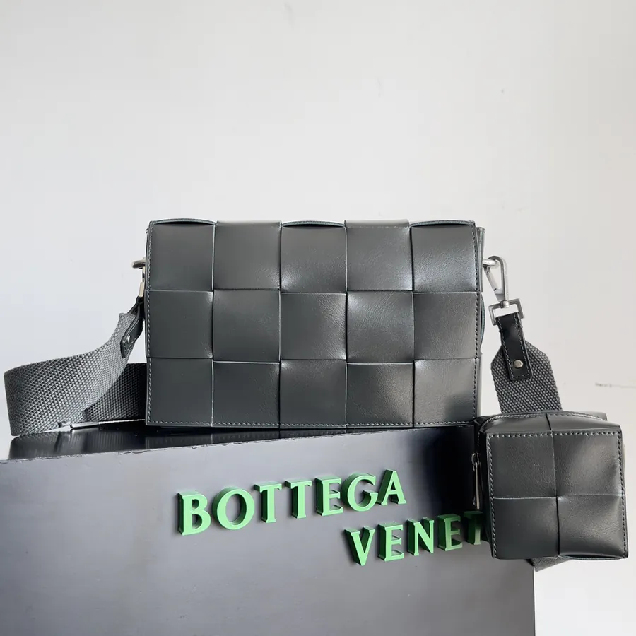 BV Cassette Bag Stylish and Versatile