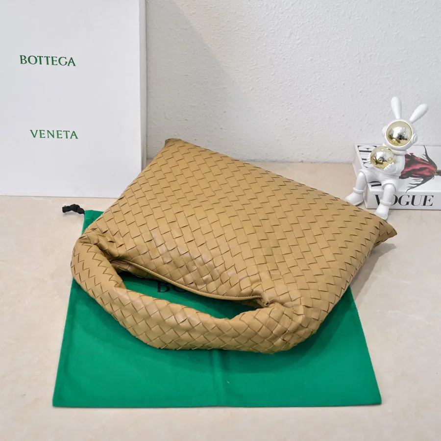 Bv New Medium HOP Bag with Woven Leather Handle