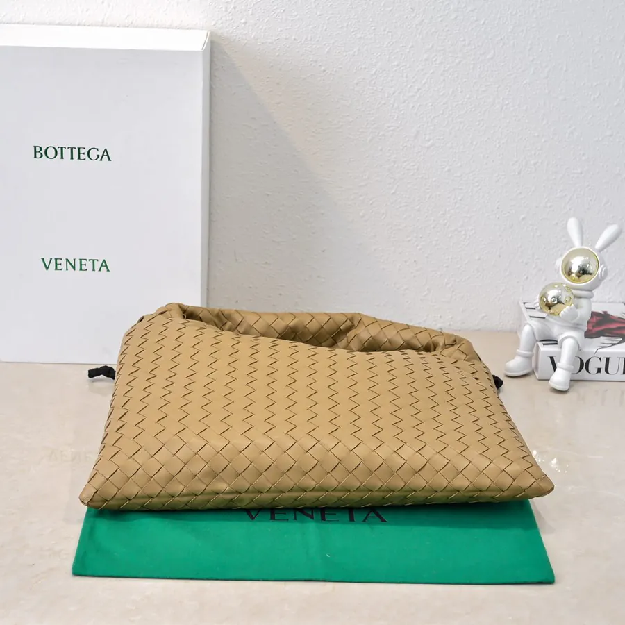 Bv New Medium HOP Bag with Woven Leather Handle