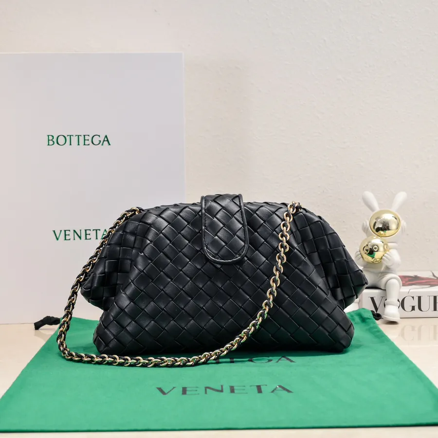 Bottega Venetia Lauren 1980 Bucket Bag Summer 2024 Collection