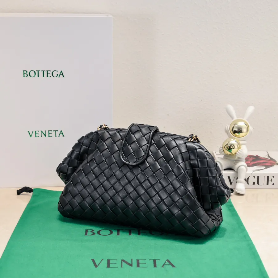 Bottega Venetia Lauren 1980 Bucket Bag Summer 2024 Collection