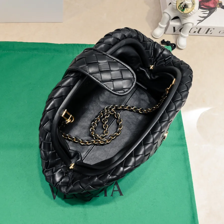 Bottega Venetia Lauren 1980 Bucket Bag Summer 2024 Collection