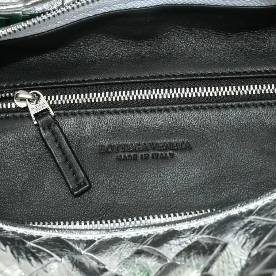 Jodie Hobo Bag Classic Woven Leather with Rounded Edges