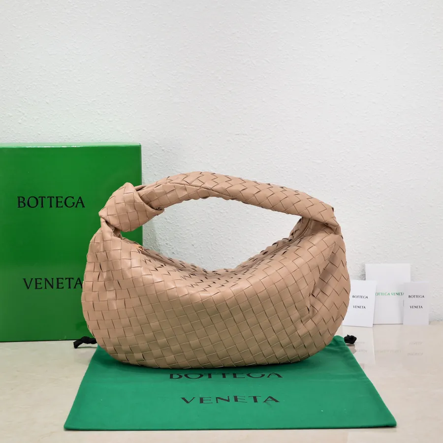 Large Arco Handbag Minimalist Style, Retro Chic