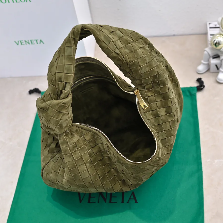 Jodie Trendy Large Bucket Bag with Knot Design