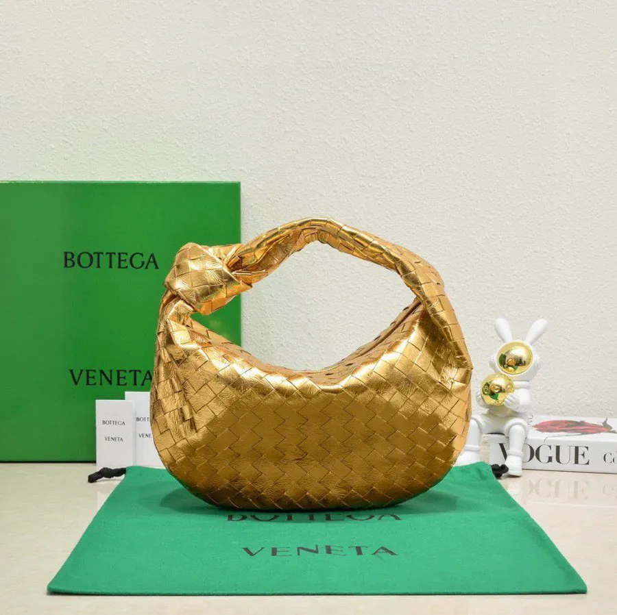 Jodie Hobo Bag Classic Woven Leather with Rounded Edges