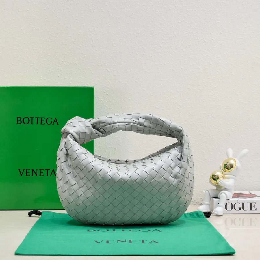 Jodie Bucket Bag Classic Woven Leather Hobo