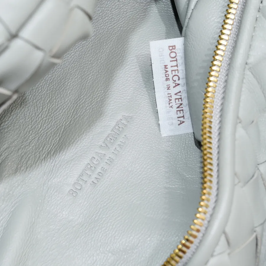 Jodie Bucket Bag Classic Woven Leather Hobo