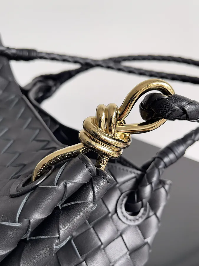 Andiamo Parachute Large Bucket Bag