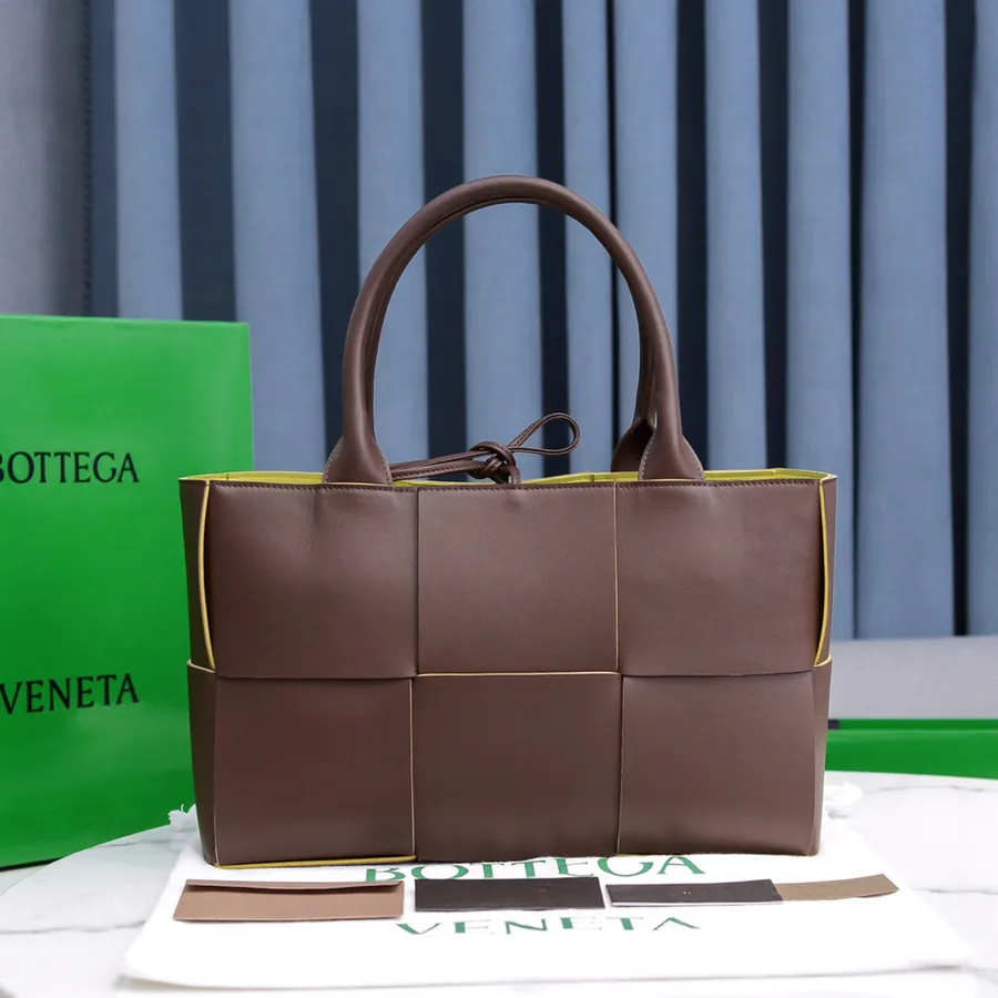 Early Autumn SLIP Tote Bag with Unique Color Contrast