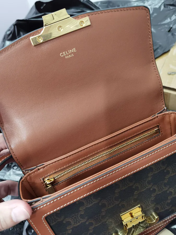 Exclusive 188423 Key West Satchel