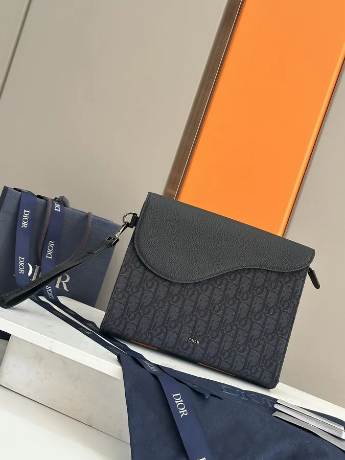A5 Triangular Tote 2025 Spring Collection