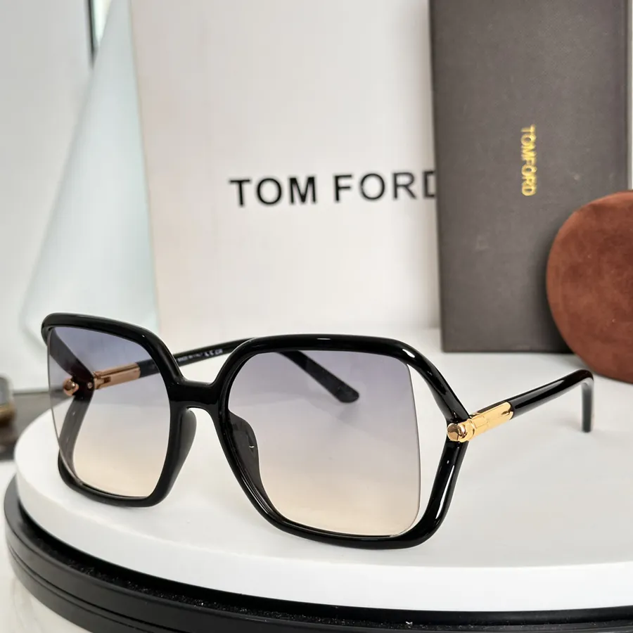TOMFORD Solange Frame