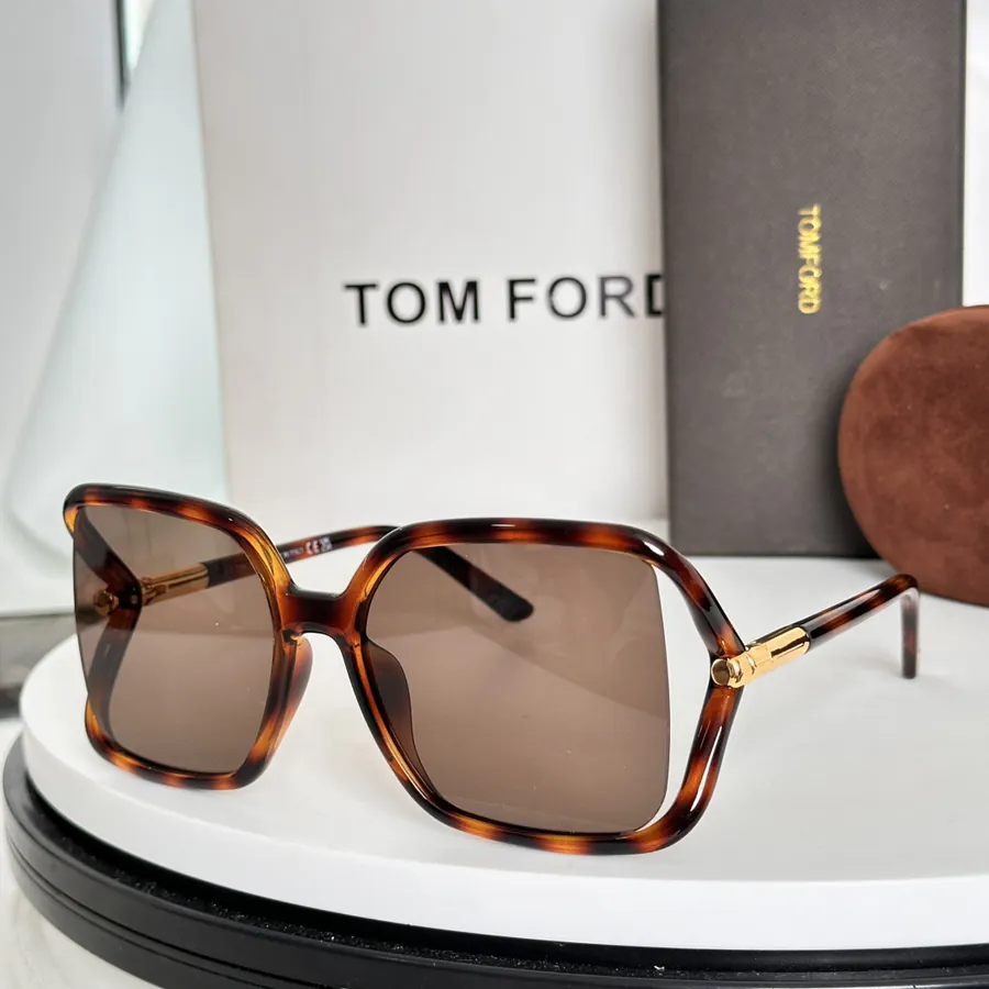 TOMFORD Solange Frame