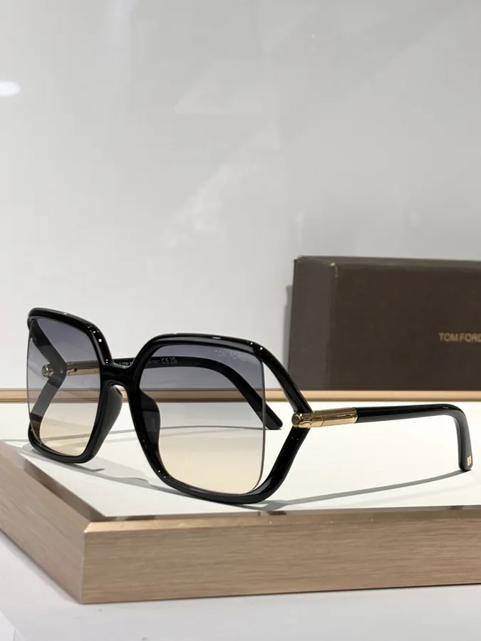 TOMFORD Solange Frame
