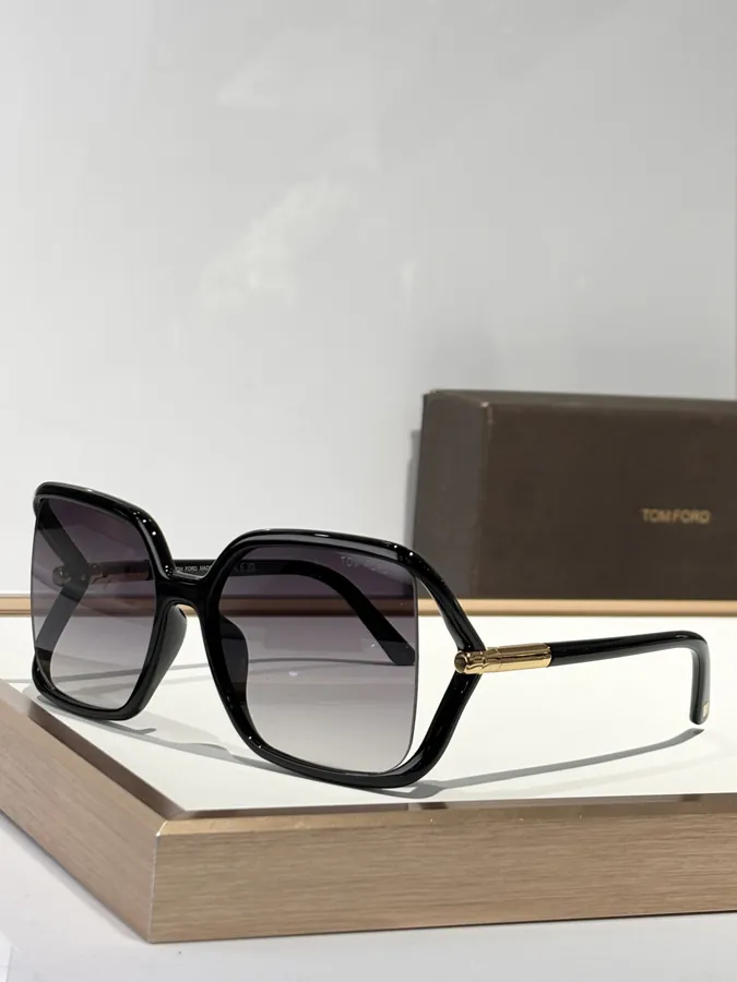 TOMFORD Solange Frame