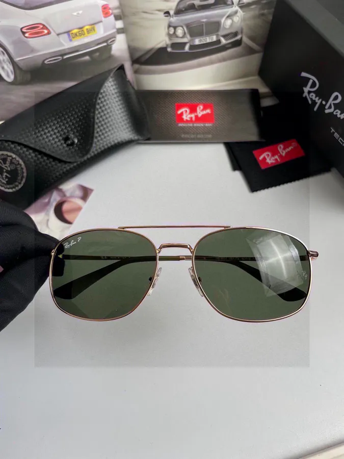 Ray.Ban Men's Polarized Sunglasses with Premium Frame
