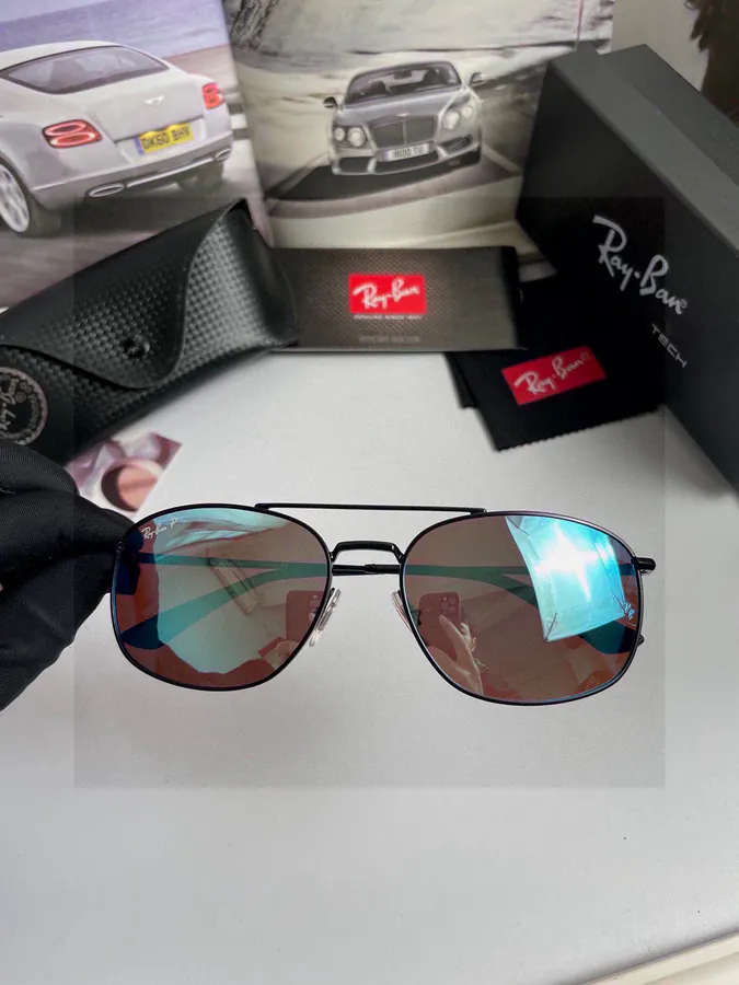 Ray.Ban Men's Polarized Sunglasses with Premium Frame