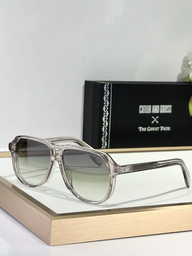 CUTLER AND GROSS P185 Master Series Eyewear