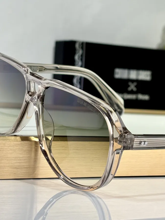 CUTLER AND GROSS P185 Master Series Eyewear