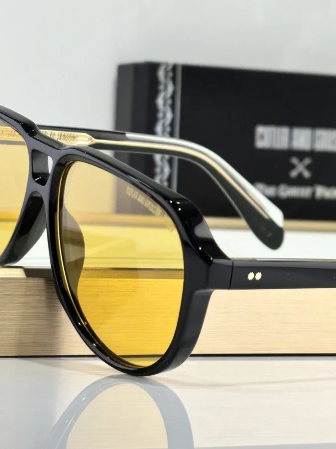 CUTLER AND GROSS P185 Master Series Eyewear