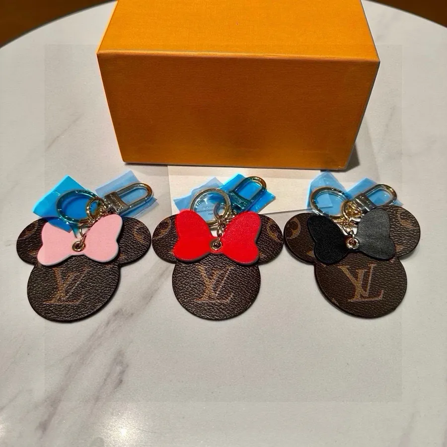 LOUIS VUITTON Spade Accessories & Keychain