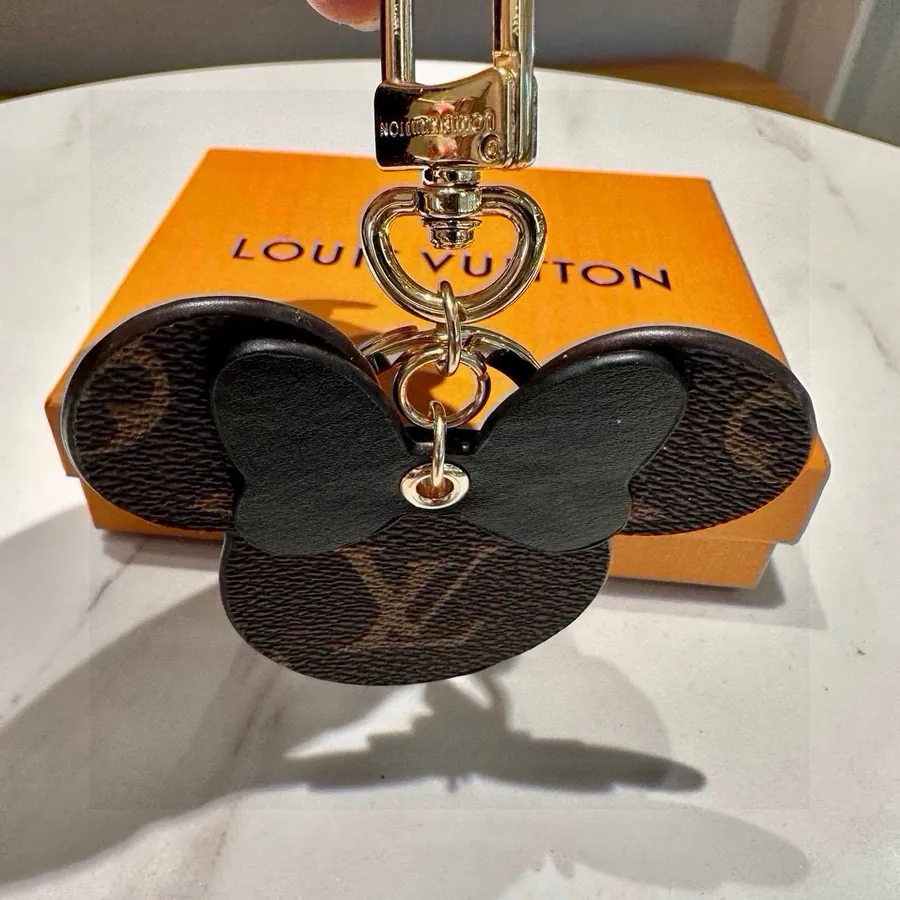 LOUIS VUITTON Spade Accessories & Keychain