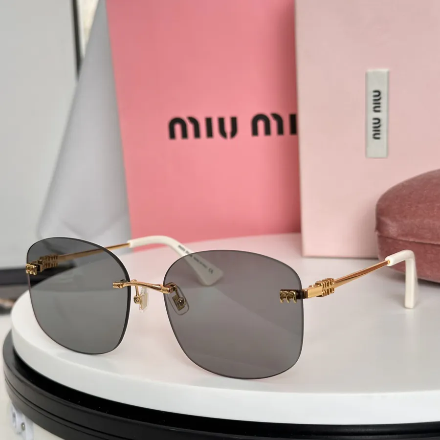MIU MI* Bucket Bag