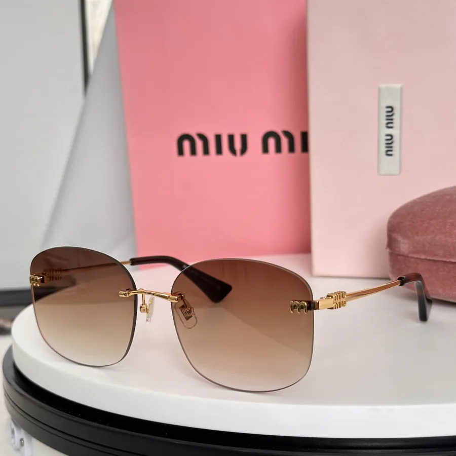 MIU MI* Bucket Bag