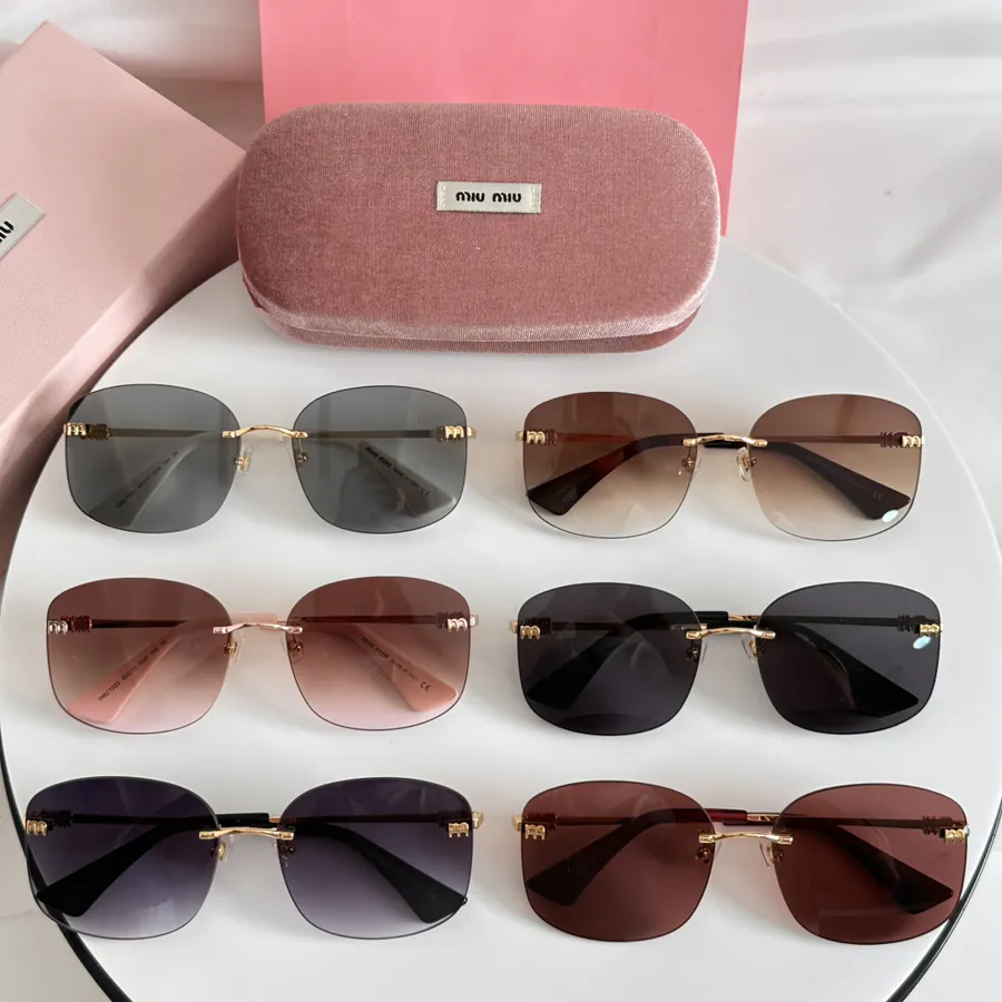 MIU MI* Bucket Bag