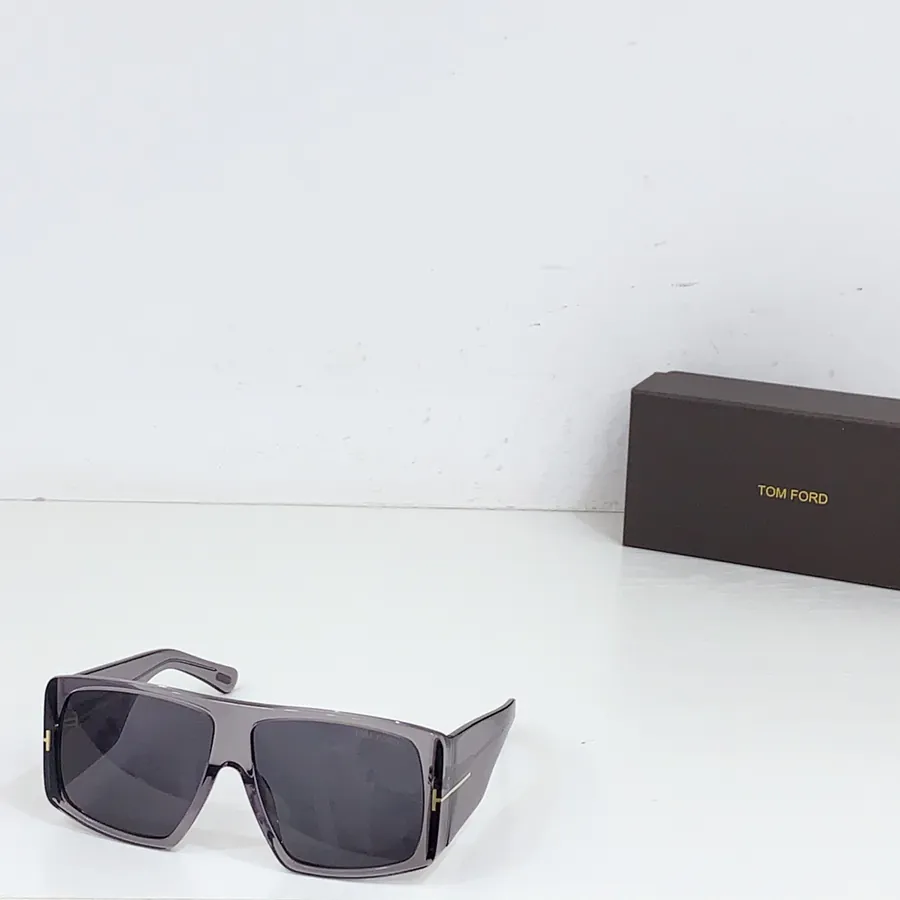 Tom Ford P100 Raven Oversized Frame