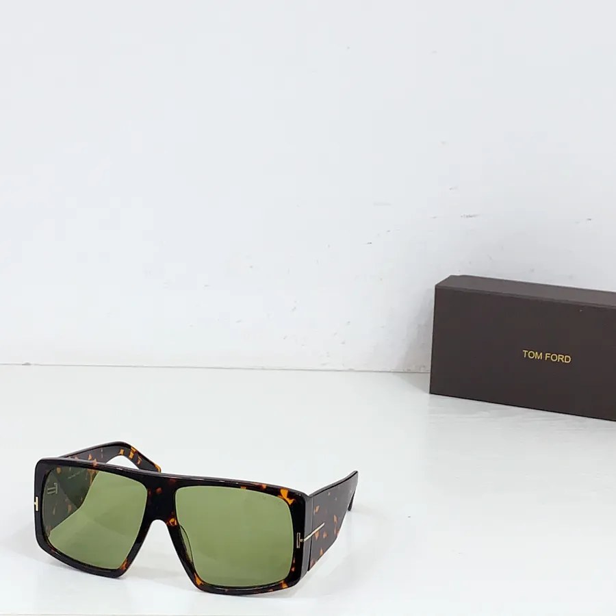 Tom Ford P100 Raven Oversized Frame