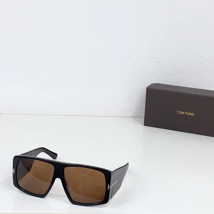 Tom Ford P100 Raven Oversized Frame
