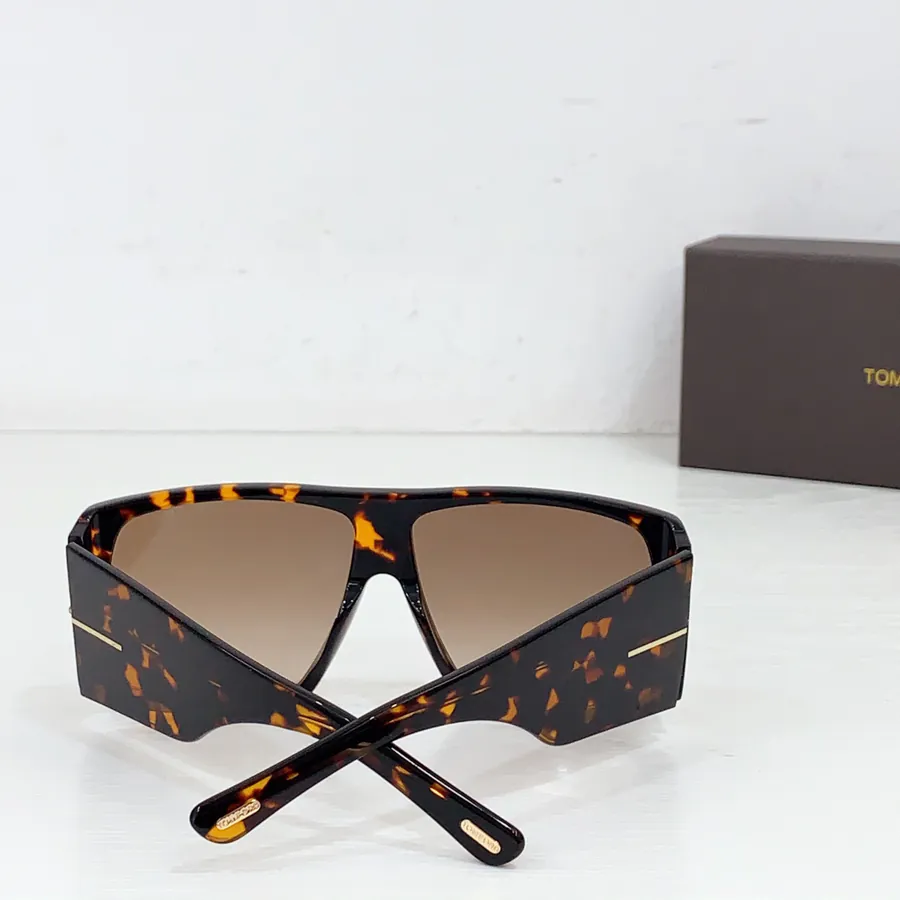 Tom Ford P100 Raven Oversized Frame