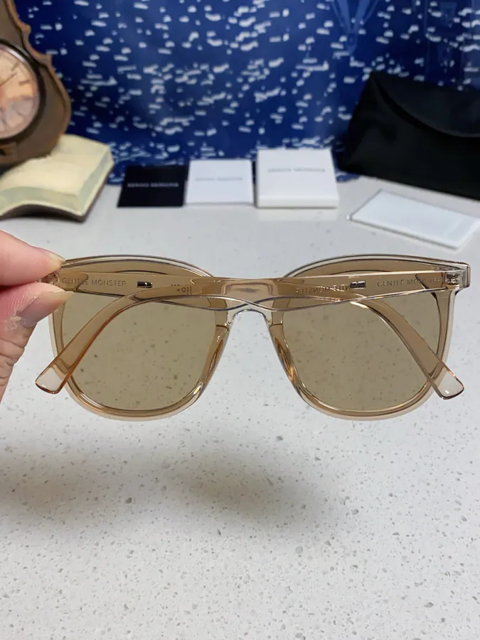P75 Gentle Moster (GM) Square Frame Trendy Fashion Oversized Sunglasses