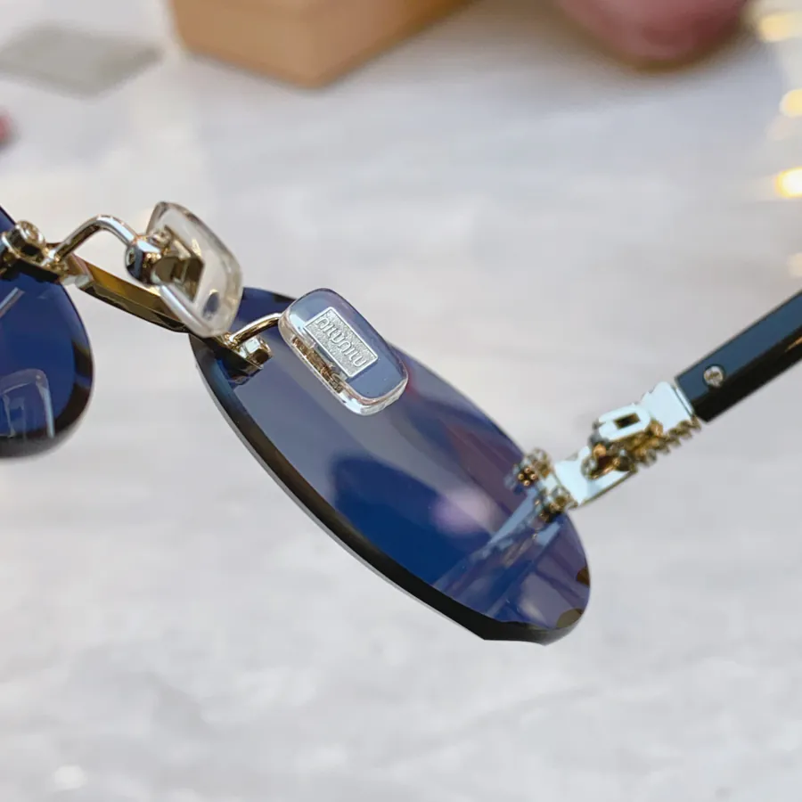 MIU MI* New Sunglasses
