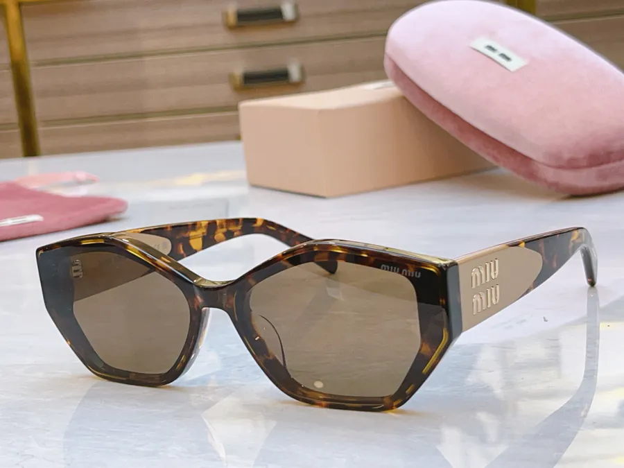 MIU MI* New Sunglasses