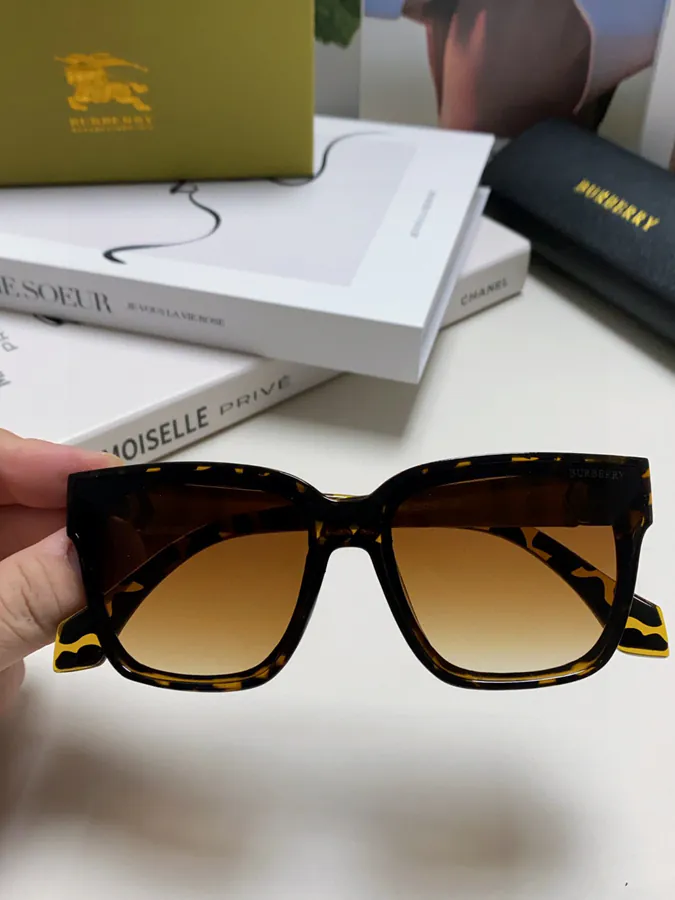 Burberry 2025 New Sun Glasses for Men Classic Tartan Design