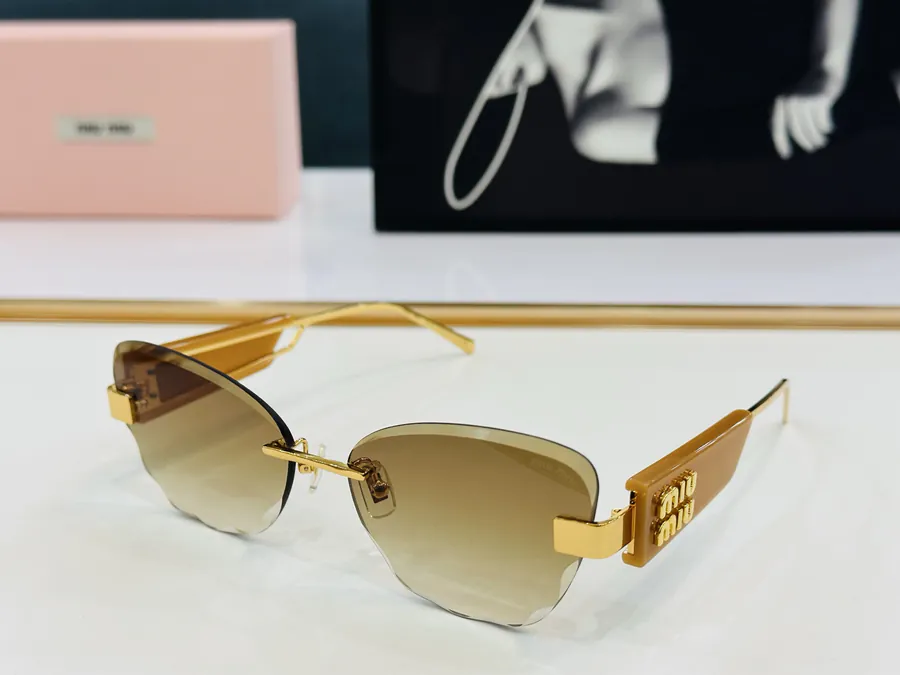Mistral MU127AV Women's Sunglasses