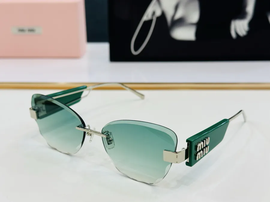 Mistral MU127AV Women's Sunglasses