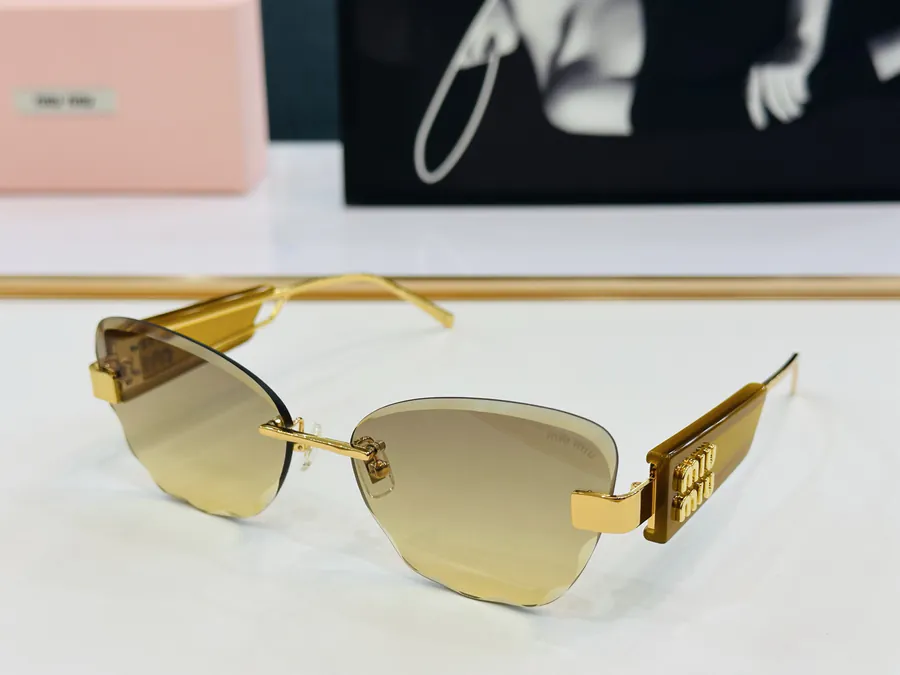 Mistral MU127AV Women's Sunglasses